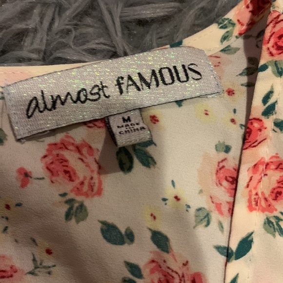 floral ruched dress - Picture 4 of 5